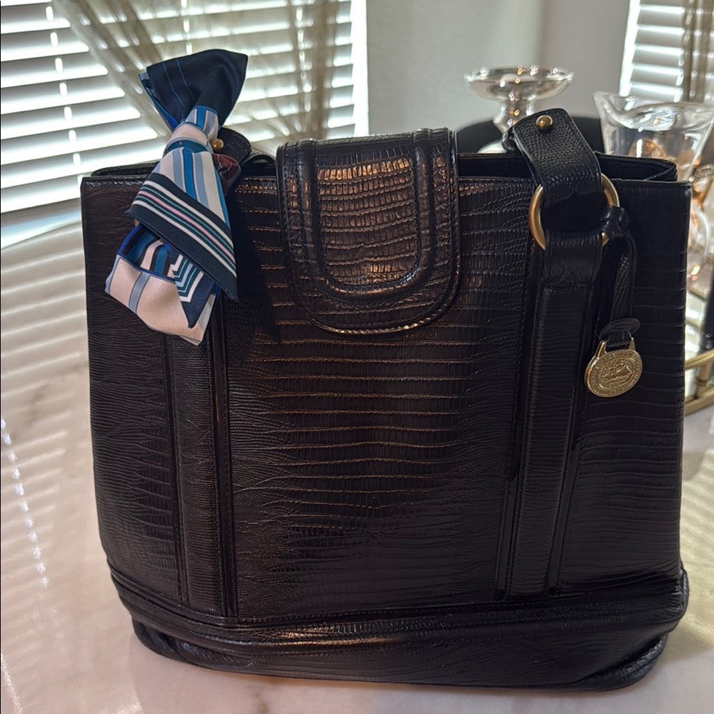 Brahmin Vintage Elegant Black Leather